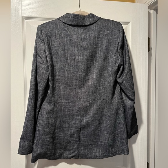 WHITE HOUSE BLACK MARKET SUITING BLAZER NAVY/WHITE SIZE 10 NWT! - Picture 2 of 2